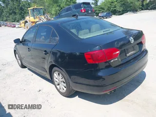 2012 Volkswagen Jetta SE with VIN 3VWDX7AJ6CM343682, listed as a IAAI auction lot 42561217 with 170,257 mi miles and . Bid and sale history available at DreamBid. Image 3.