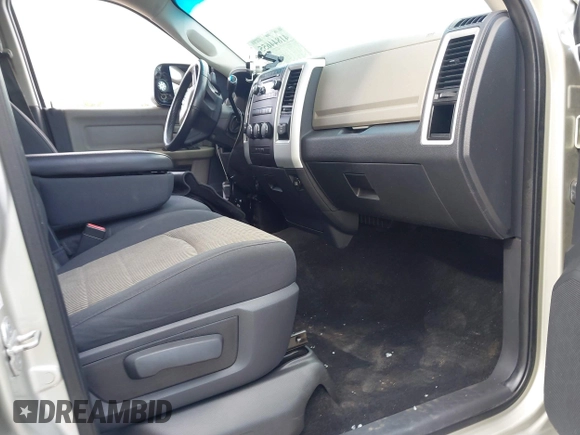 2010 Dodge Ram 2500 SLT with VIN 3D7UT2CL2AG117883, listed as a IAAI auction lot 41844655 with 150,122 mi miles. Bid and sale history available at carsss.com. Image 5.