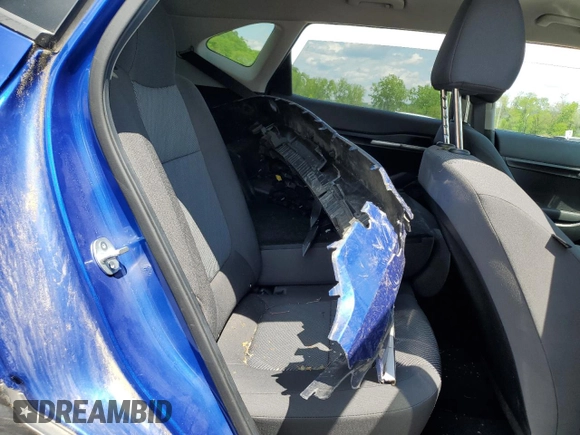 2023 Kia Seltos LX z VIN KNDEPCAA3P7428186, wystawiony jako Copart lot #56299225 z przebiegiem Nie podano mil oraz Szkoda całkowita • Salvage title. Historia ofert i sprzedaży dostępna na DreamBid. Obrazek 11.