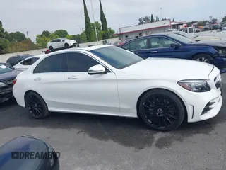 2019 Mercedes-Benz C 300 with VIN WDDWF8DB3KR458090, listed as a IAAI auction lot 42358177 with 33,201 mi miles and . Bid and sale history available at DreamBid. Image 14.