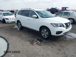 2020 Nissan Pathfinder SL z VIN 5N1DR2CM0LC608388, wystawiony jako IAAI lot #41822939 z przebiegiem 111 445 mil mil oraz . Historia ofert i sprzedaży dostępna na DreamBid. Obrazek 1.