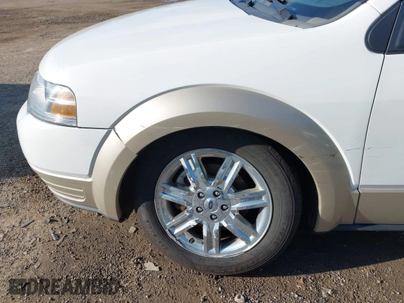 2008 Ford Taurus X Eddie Bauer z VIN 1FMDK07WX8GA15996, wystawiony jako IAAI lot #42221226 z przebiegiem 137 102 mil mil oraz . Historia ofert i sprzedaży dostępna na DreamBid. Obrazek 6.