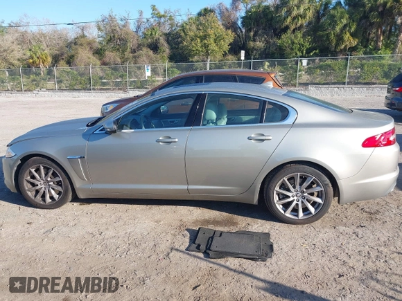 2013 Jaguar XF I4 RWD with VIN SAJWA0ES3DPU01767, listed as a IAAI auction lot 41704883 with 54,797 mi miles. Bid and sale history available at carsss.com. Image 14.