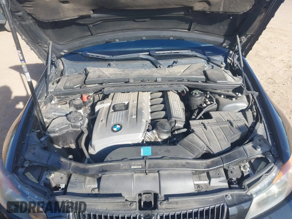2006 BMW 3 Series 330i with VIN WBAVB33556PS15458, listed as a IAAI auction lot 41852222 with 78,633 mi miles. Bid and sale history available at carsss.com. Image 10.
