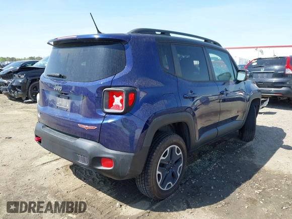 2017 Jeep Renegade Deserthawk z VIN ZACCJBCBXHPE70318, wystawiony jako IAAI lot #41922391 z przebiegiem Nie podano mil oraz . Historia ofert i sprzedaży dostępna na DreamBid. Obrazek 4.