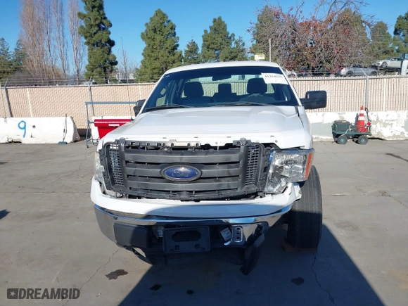 2014 Ford F-150 XL with VIN 1FTNF1CF7EKD17361, listed as a IAAI auction lot 41354725 with 343,927 mi miles. Bid and sale history available at carsss.com. Image 12.