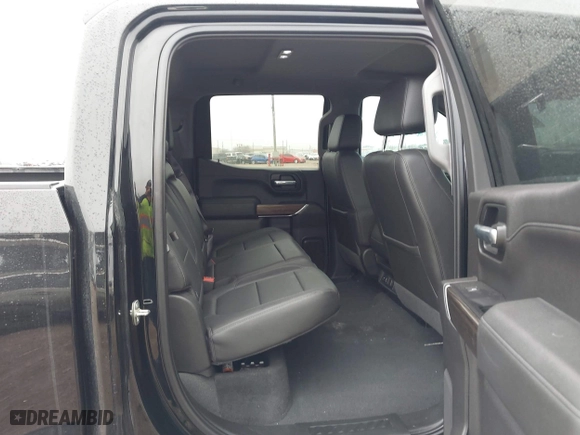2019 Chevrolet Silverado 1500 LT with VIN 3GCPWCED2KG192403, listed as a IAAI auction lot 41549177 with 62,071 mi miles. Bid and sale history available at carsss.com. Image 8.
