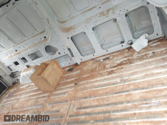 2017 Ford Transit Cargo с VIN 1FTYR2ZM4HKA60759, выставлен на аукционе IAAI как лот 42353909 с пробегом 111 882 миль миль и . История ставок и продаж доступна на DreamBid. Изображение 8.