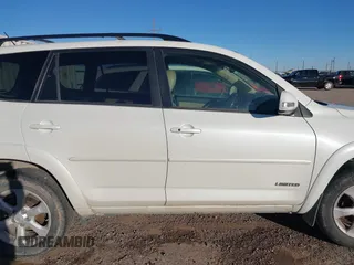 2010 Toyota RAV4 Limited с VIN JTMYK4DV1A5026573, выставлен на аукционе IAAI как лот 41296523 с пробегом 200 265 миль миль и . История ставок и продаж доступна на DreamBid. Изображение 13.
