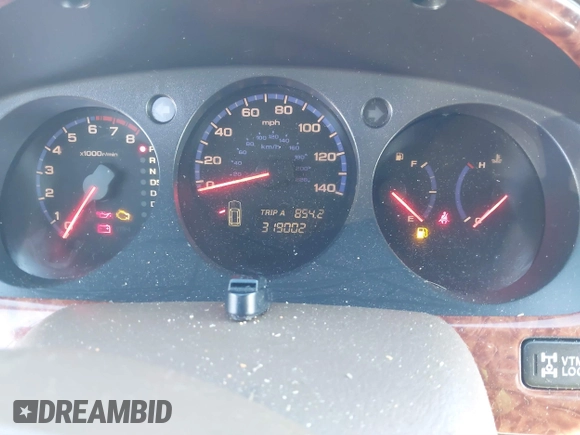 2004 Acura MDX Touring Pkg w/Navigation with VIN 2HNYD18824H501507, listed as a IAAI auction lot 41352086 with 319,002 mi miles. Bid and sale history available at carsss.com. Image 7.
