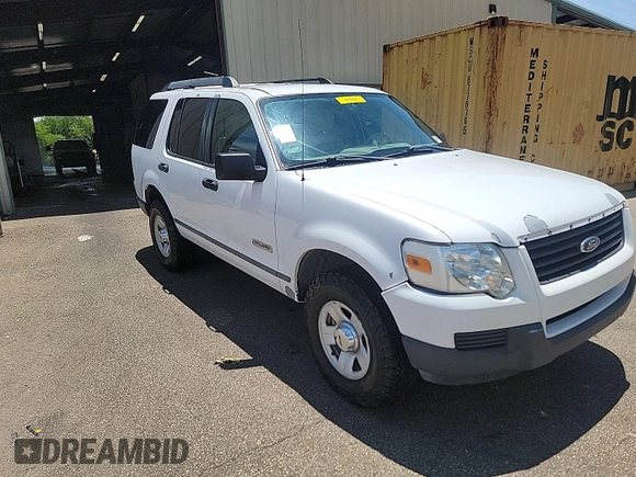 2006 Ford Explorer XLS z VIN 1FMEU62E26UB17291, wystawiony jako IAAI lot #42378335 z przebiegiem 158 911 mil mil oraz . Historia ofert i sprzedaży dostępna na DreamBid. Obrazek 32.