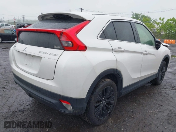 2019 Mitsubishi Eclipse Cross LE z VIN JA4AT4AA4KZ020416, wystawiony jako IAAI lot #42320941 z przebiegiem 123 560 mil mil oraz . Historia ofert i sprzedaży dostępna na DreamBid. Obrazek 4.