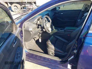 2021 Nissan Altima 2.5 SR with VIN 1N4BL4CV5MN328219, listed as a IAAI auction lot 41287515 with 39,883 mi miles. Bid and sale history available at carsss.com. Image 5.