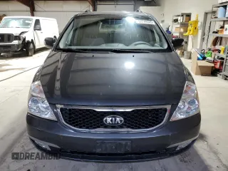 2014 Kia Sedona LX with VIN KNDMG4C77E6541368, listed as a Copart auction lot 52749305 with 130,253 mi miles and Salvage Title. Bid and sale history available at carsss.com. Image 5.