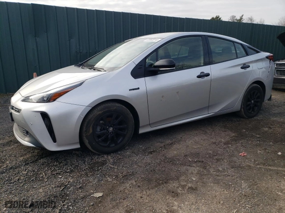2022 Toyota Prius LE with VIN JTDL9MFU6N3037080, listed as a Copart auction lot 83860014 with 17,900 mi miles and Salvage Title. Bid and sale history available at carsss.com. Image 1.