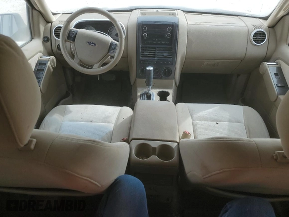 2008 Ford Explorer Sport Trac XLT with VIN 1FMEU51E58UB33662, listed as a Copart auction lot 47993075 with 194,722 mi miles and Salvage title. Bid and sale history available at DreamBid. Image 8.