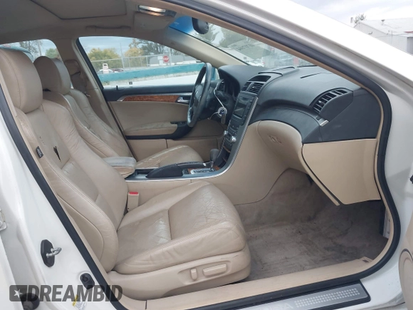 2004 Acura TL z VIN 19UUA66284A006883, wystawiony jako IAAI lot #40707104 z przebiegiem 198 450 mil mil oraz . Historia ofert i sprzedaży dostępna na DreamBid. Obrazek 5.