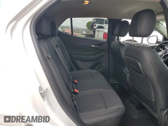2023 Buick Encore GX Select с VIN KL4MMDSL1PB001803, выставлен на аукционе Copart как лот 56689455 с пробегом 35 214 миль миль и Списание • Salvage title. История ставок и продаж доступна на DreamBid. Изображение 11.