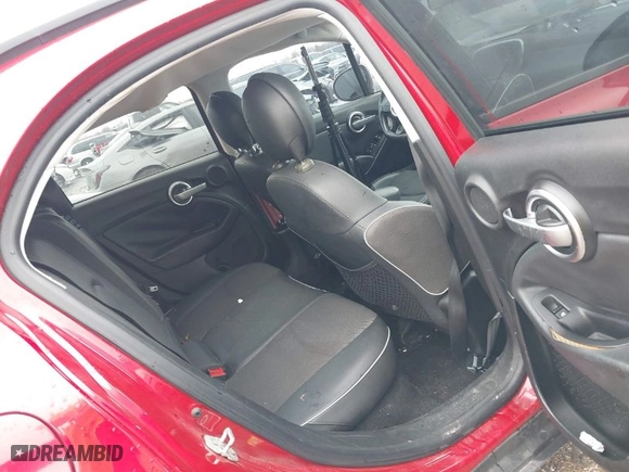 2016 FIAT 500X Trekking with VIN ZFBCFYCT0GP351740, listed as a IAAI auction lot 41562394 with 172408 miles. Bid and sale history available at carsss.com. Image 8.