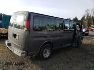 2000 Chevrolet Express with VIN 1GAGG29R0Y1198021, listed as a Copart auction lot 42247065 with Not Provided miles and Salvage Title. Bid and sale history available at carsss.com. Image 3.