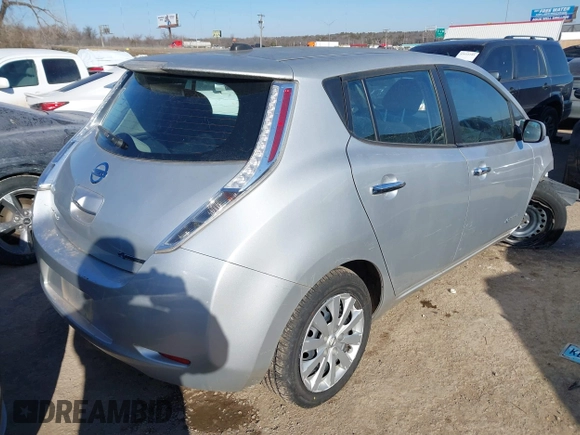 2015 Nissan LEAF SV with VIN 1N4AZ0CP6FC320049, listed as a IAAI auction lot 41645954 with 147,357 mi miles. Bid and sale history available at carsss.com. Image 4.