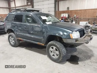 2007 Jeep Grand Cherokee Limited with VIN 1J8HR58N77C648524, listed as a IAAI auction lot 41884658 with 141,238 mi miles and . Bid and sale history available at DreamBid. Image 1.