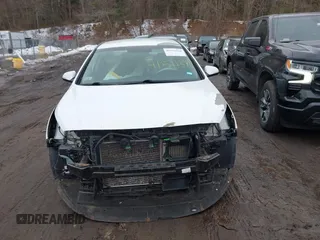 2016 Hyundai Sonata Eco z VIN 5NPE24AA7GH416557, wystawiony jako IAAI lot #41521264 z przebiegiem 119 909 mil mil oraz . Historia ofert i sprzedaży dostępna na DreamBid. Obrazek 12.