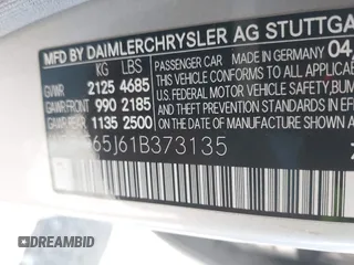 2001 Mercedes-Benz E-Class with VIN WDBJF65J61B373135, listed as a IAAI auction lot 42149598 with 123,314 mi miles. Bid and sale history available at carsss.com. Image 9.
