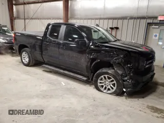 2020 Chevrolet Silverado 1500 with VIN 1GCVYEED2LZ343819, listed as a Copart auction lot 47255045 with 39,013 mi miles and Salvage Title. Bid and sale history available at DreamBid. Image 4.