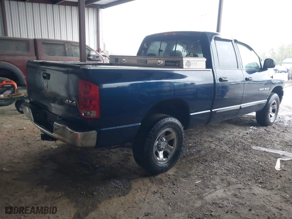2005 Dodge Ram 1500 ST with VIN 1D7HU18NX5S119074, listed as a IAAI auction lot 41981492 with 199,224 mi miles. Bid and sale history available at carsss.com. Image 4.