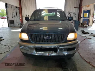 1998 Ford Expedition XLT with VIN 1FMRU17L6WLB43586, listed as a Copart auction lot 64261125 with 172,564 mi miles and Salvage title. Bid and sale history available at DreamBid. Image 5.