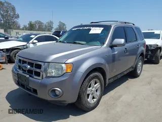 2008 Ford Escape Hybrid с VIN 1FMCU59H48KB09466, выставлен на аукционе IAAI как лот 42597739 с пробегом 145 559 миль миль и . История ставок и продаж доступна на DreamBid. Изображение 2.