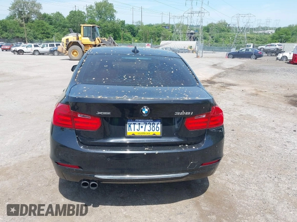2015 BMW 3 Series 328i xDrive with VIN WBA3B3C57FF546250, listed as a IAAI auction lot 42214349 with 55,157 mi miles and . Bid and sale history available at DreamBid. Image 17.
