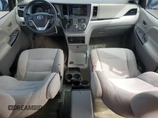 2015 Toyota Sienna L with VIN 5TDZK3DC0FS528361, listed as a Copart auction lot 48076245 with 167,079 mi miles and Salvage Title. Bid and sale history available at DreamBid. Image 8.