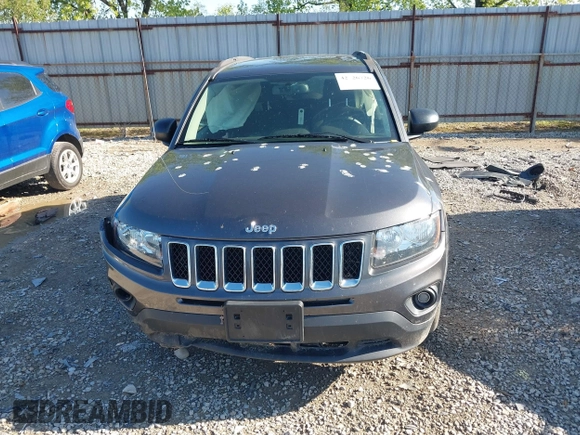 2017 Jeep Compass Sport SE z VIN 1C4NJDBB9HD143154, wystawiony jako IAAI lot #42126726 z przebiegiem 219 850 mil mil oraz . Historia ofert i sprzedaży dostępna na DreamBid. Obrazek 12.