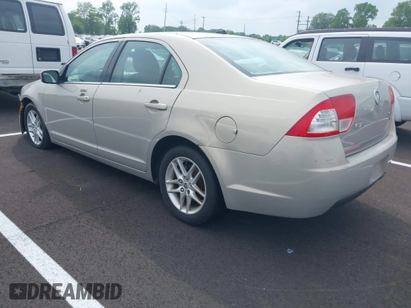 2010 Mercury Milan with VIN 3MEHM0HA7AR622311, listed as a IAAI auction lot 42259405 with 277,719 mi miles and . Bid and sale history available at DreamBid. Image 3.