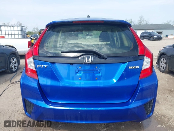 2016 Honda Fit LX with VIN JHMGK5H55GS010607, listed as a IAAI auction lot 42151316 with 39,944 mi miles. Bid and sale history available at carsss.com. Image 17.