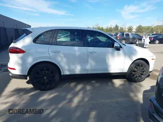 2017 Porsche Cayenne with VIN WP1AA2A26HKA91514, listed as a IAAI auction lot 41484197 with 110,212 mi miles. Bid and sale history available at carsss.com. Image 13.