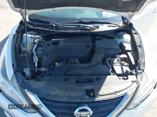 2016 Nissan Altima SR with VIN 1N4AL3AP0GC187327, listed as a IAAI auction lot 42001667 with 175,649 mi miles and . Bid and sale history available at carsss.com. Image 10.