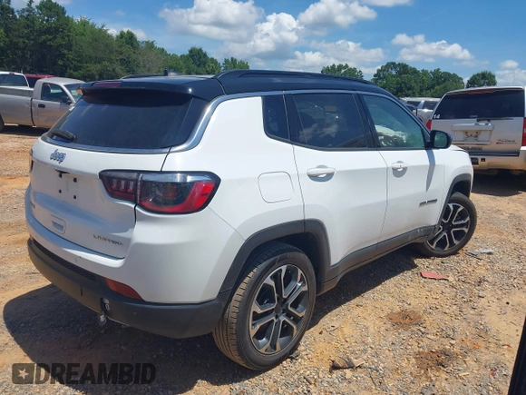 2023 Jeep Compass Limited z VIN 3C4NJDCN8PT569144, wystawiony jako IAAI lot #42750920 z przebiegiem 52 434 mil mil oraz . Historia ofert i sprzedaży dostępna na DreamBid. Obrazek 4.