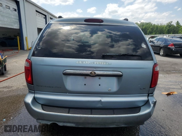 2005 Chrysler Town & Country LX z VIN 2C4GP44R95R519278, wystawiony jako Copart lot #57036085 z przebiegiem 202 229 mil mil oraz Szkoda całkowita • Salvage title. Historia ofert i sprzedaży dostępna na DreamBid. Obrazek 6.