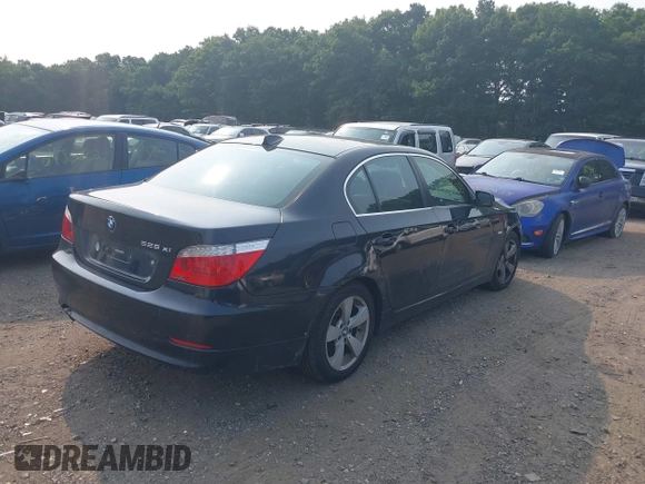 2008 BMW 5 Series 528xi with VIN WBANV13508CZ57725, listed as a IAAI auction lot 40133440 with Not Provided miles and . Bid and sale history available at carsss.com. Image 4.