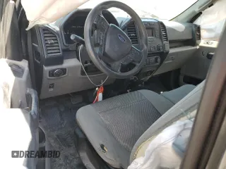 2016 Ford F-150 XL с VIN 1FTMF1EP4GKF40543, выставлен на аукционе Copart как лот 52548805 с пробегом 75 867 миль миль и Списание • Salvage title. История ставок и продаж доступна на DreamBid. Изображение 8.