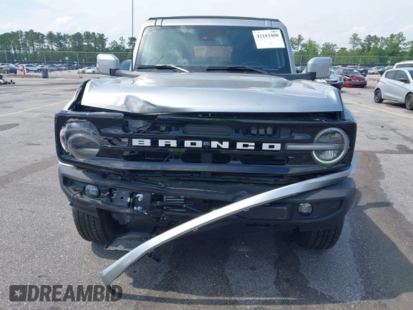 2023 Ford Bronco z VIN 1FMEE5DPXPLB06603, wystawiony jako IAAI lot #42183408 z przebiegiem 22 272 mil mil oraz . Historia ofert i sprzedaży dostępna na DreamBid. Obrazek 6.