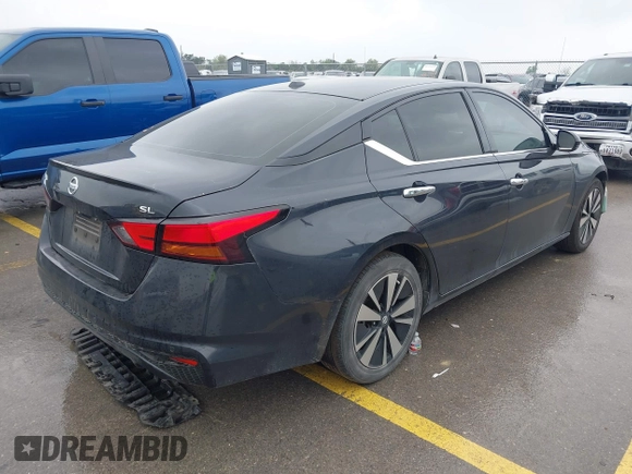 2019 Nissan Altima SL with VIN 1N4BL4EV5KC129242, listed as a IAAI auction lot 41946613 with 120,006 mi miles and . Bid and sale history available at DreamBid. Image 4.