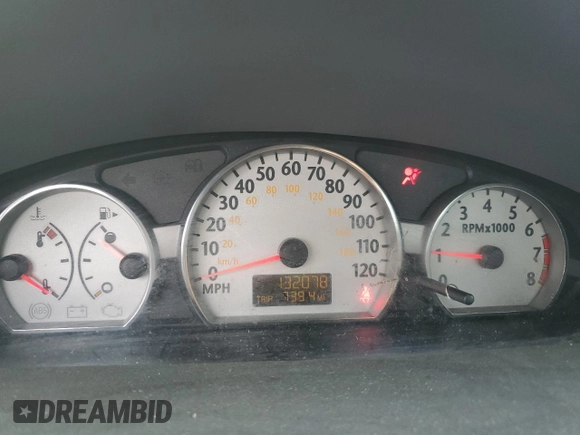 2006 Saturn ION z VIN 1G8AL55F56Z155177, wystawiony jako Copart lot #82912564 z przebiegiem 132 078 mil mil oraz Szkoda całkowita • Salvage title. Historia ofert i sprzedaży dostępna na DreamBid. Obrazek 9.