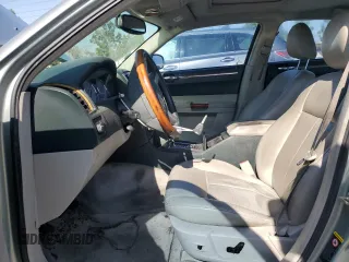 2005 Chrysler 300 with VIN 2C3AA53G45H528705, listed as a Copart auction lot 55176745 with 172,422 mi miles and Clean Title. Bid and sale history available at carsss.com. Image 7.