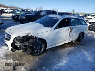 2014 Mercedes-Benz E 350 Luxury with VIN WDDHH8JB7EA822697, listed as a Copart auction lot 45219865 with 45,342 mi miles and Clean Title. Bid and sale history available at DreamBid. Image 1.