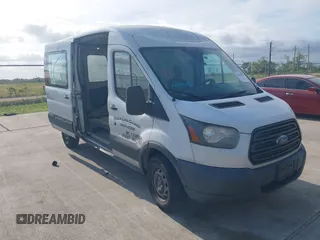 2018 Ford Transit z VIN 1FTYR2CM3JKA19554, wystawiony jako IAAI lot #42058523 z przebiegiem 372 734 mil mil oraz . Historia ofert i sprzedaży dostępna na DreamBid. Obrazek 1.