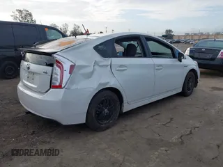 2015 Toyota Prius Four with VIN JTDKN3DU6F0476075, listed as a IAAI auction lot 41894290 with 245,861 mi miles. Bid and sale history available at carsss.com. Image 4.